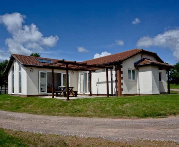 Lovely 2 Bedroom Holiday Chalet Near Sidmouth Buitenkant foto